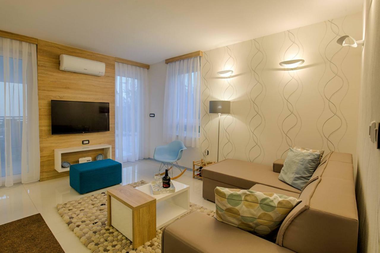 Deluxe New Apartments - Few Steps From The Beach - Luxury Holiday With Style - By Traveler Tourist Agency Krk Krk Town Luaran gambar