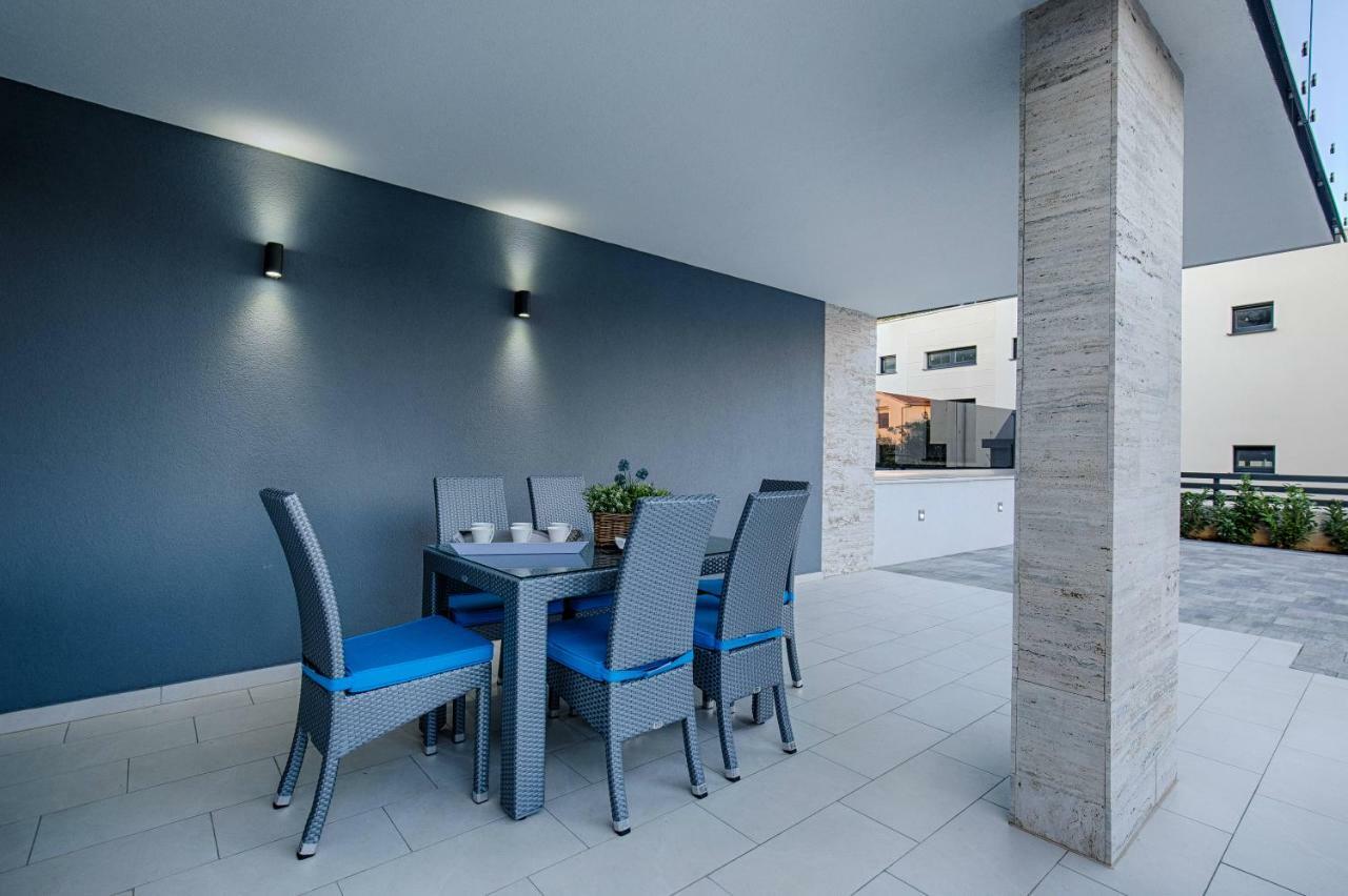 Deluxe New Apartments - Few Steps From The Beach - Luxury Holiday With Style - By Traveler Tourist Agency Krk Krk Town Luaran gambar